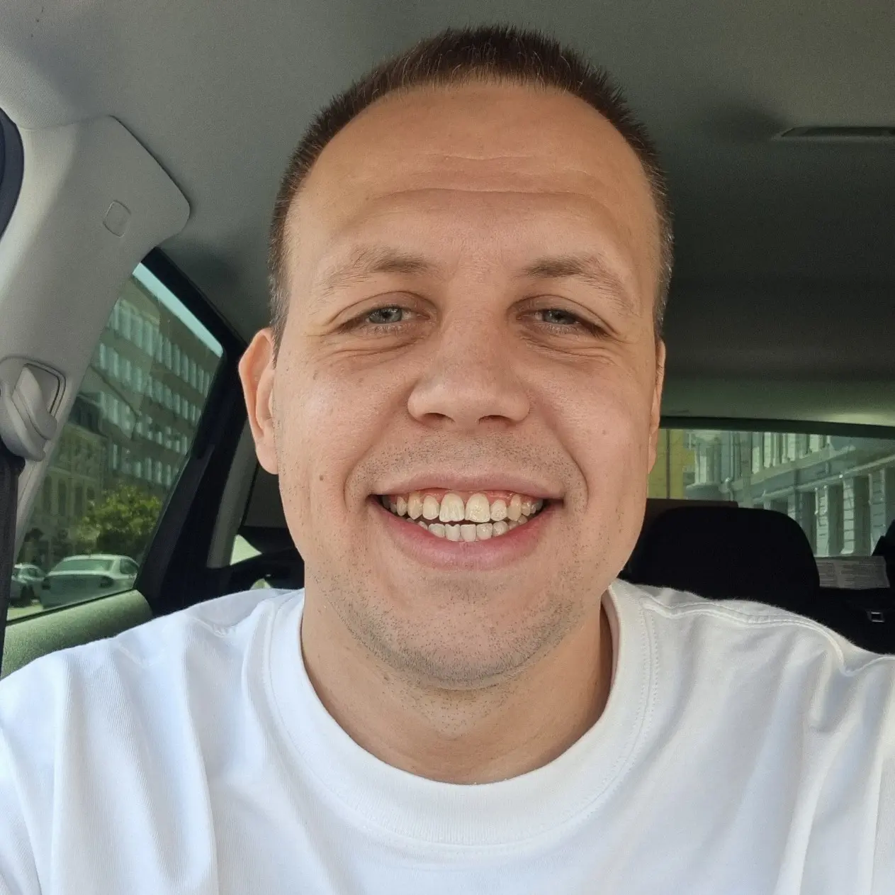 Network member avatar