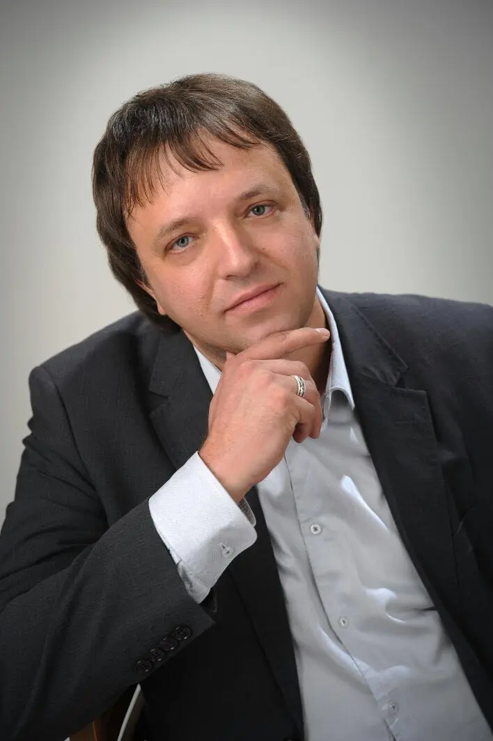 Денис Семизоров