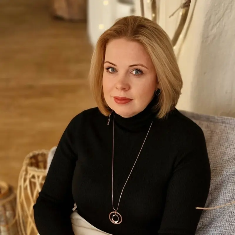 Елена Курникова