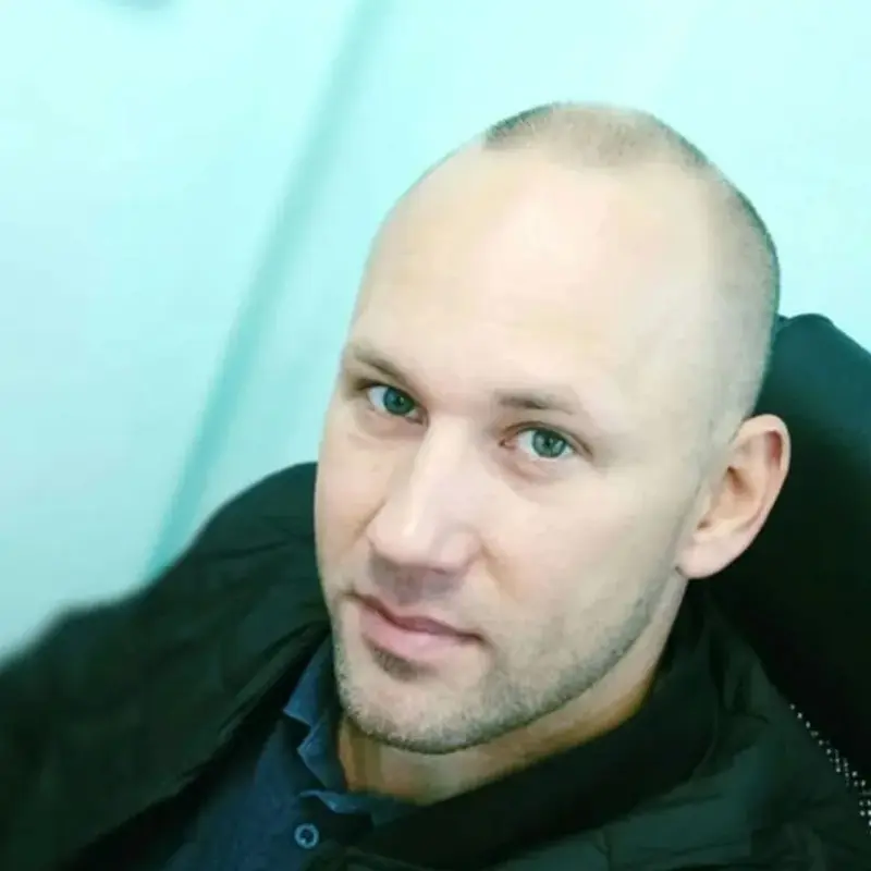 Михаил Долгих
