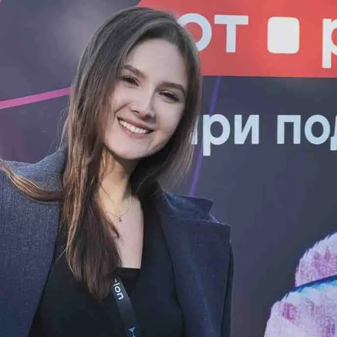 Александра Стрекалова