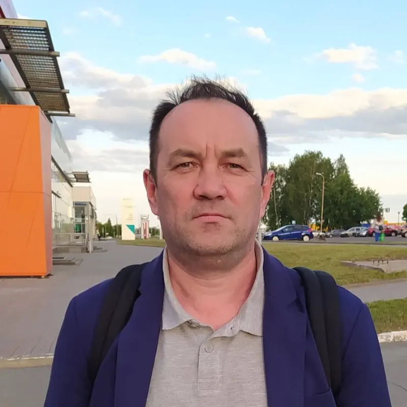 Юрий Гущин