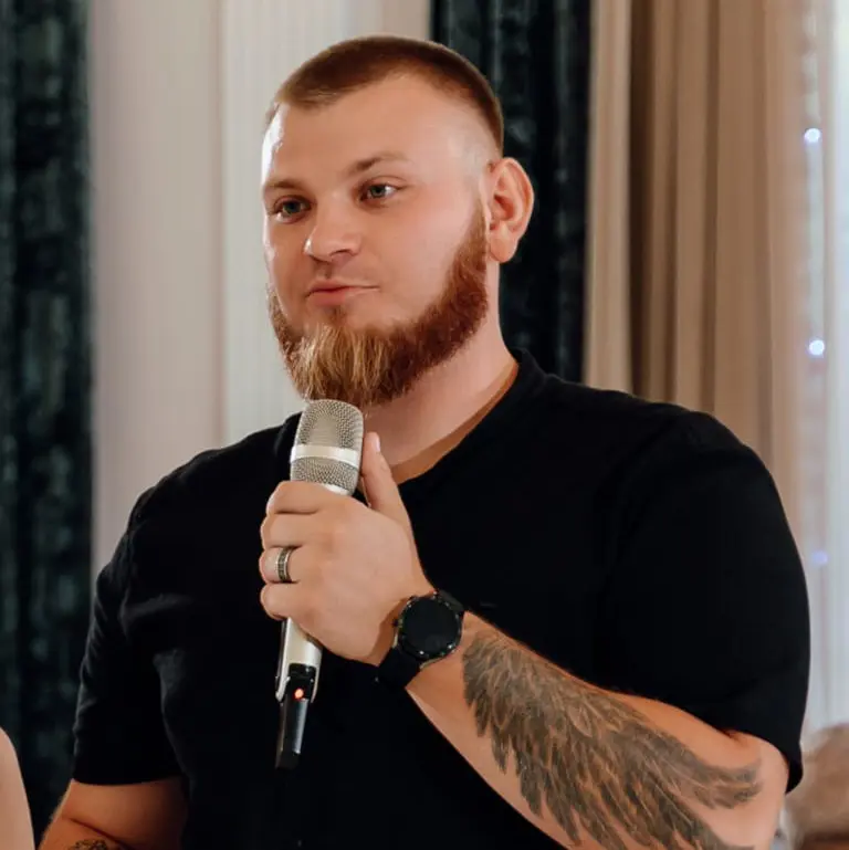 Родион Савельев