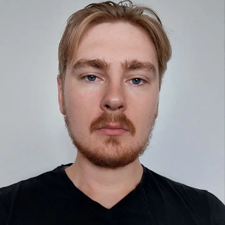Евгений Кулалаев