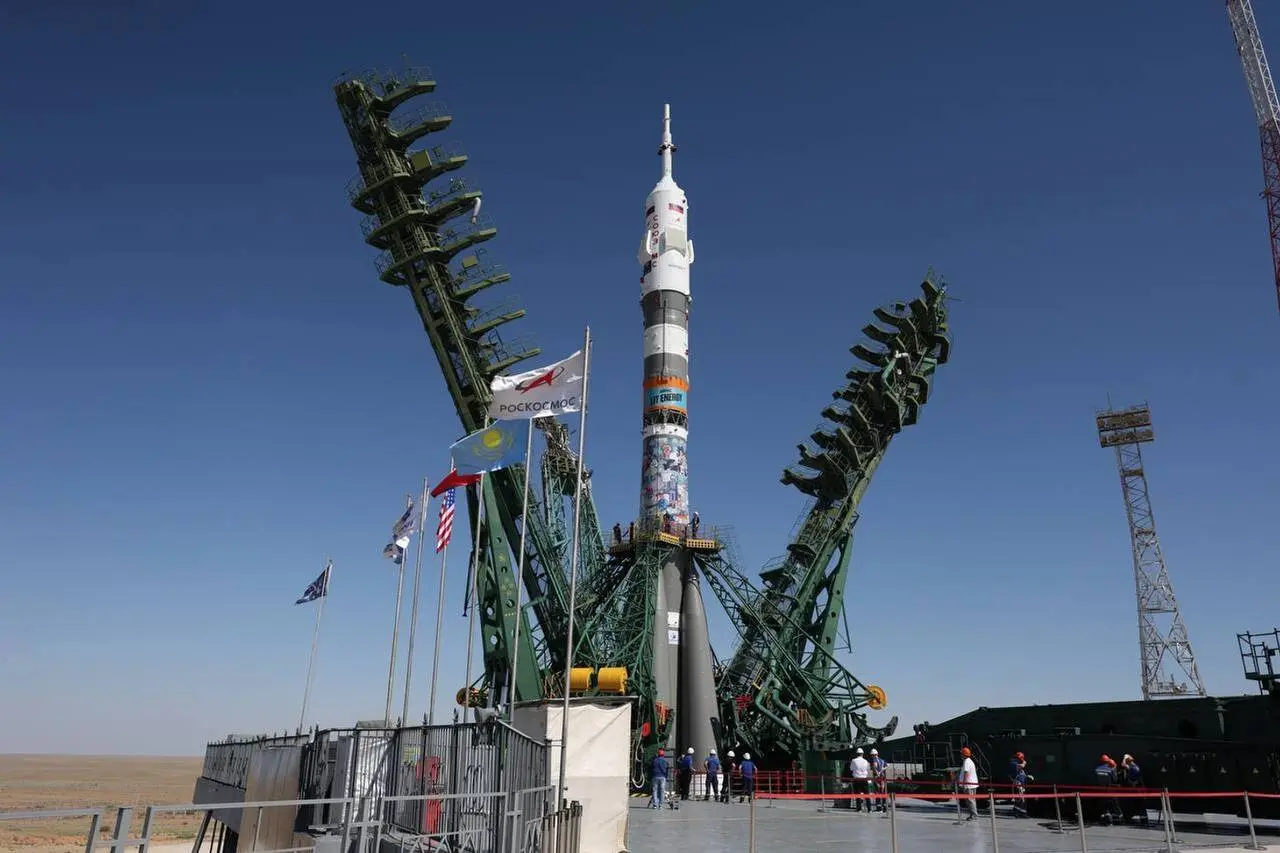 Реклама энергетиков LIT ENERGY на ракете «Союз-29»
О как! Последний запуск ракеты с Байконура, где был массовый блогерский выезд, прошёл с рекламой бренда энергетиков Михаила Литвина | Сетка — социальная сеть от hh.ru