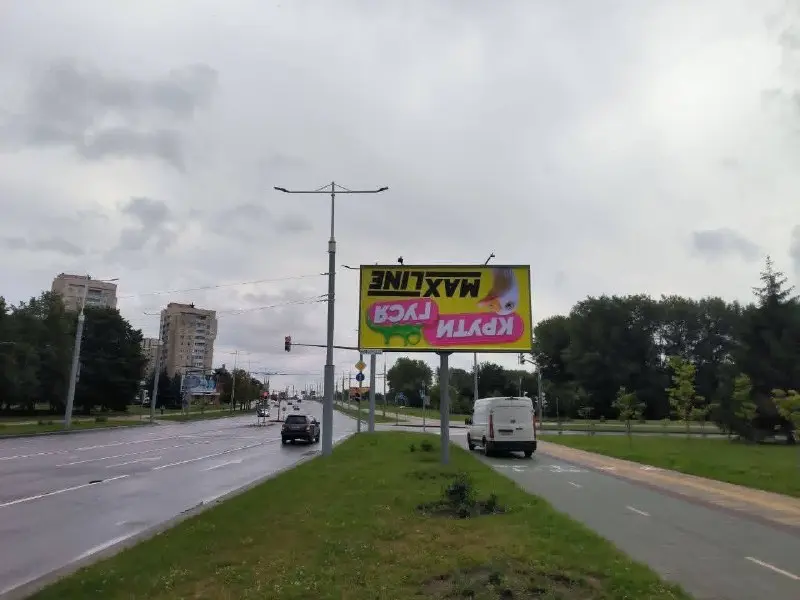 Пока Threads обсуждает кейс и делает бренду охваты, я на 101% уверен, что так и было задумано. | Сетка — социальная сеть от hh.ru