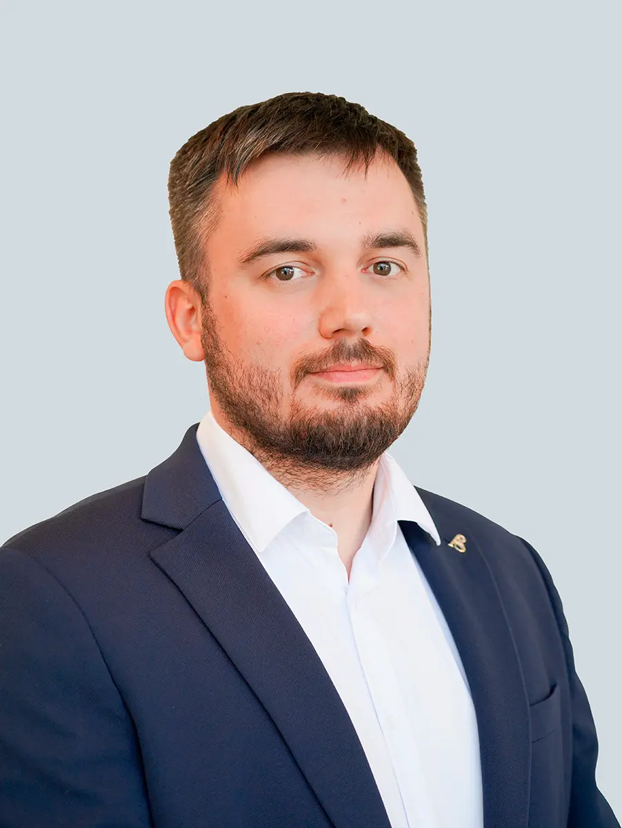 Марат Ахметов