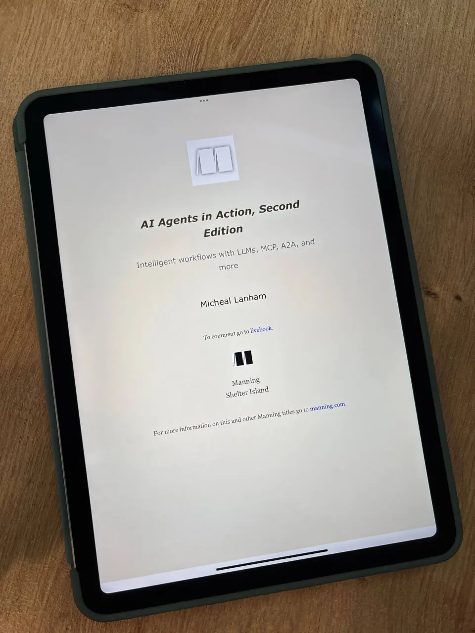 «AI Agents in Action, Second Edition. Intelligent workflows with LLMs, MCP, A2A, and more» by Michael Lanham
Агенты — это та штука, которая скоро будет работать в каждом утюге | Сетка — социальная сеть от hh.ru