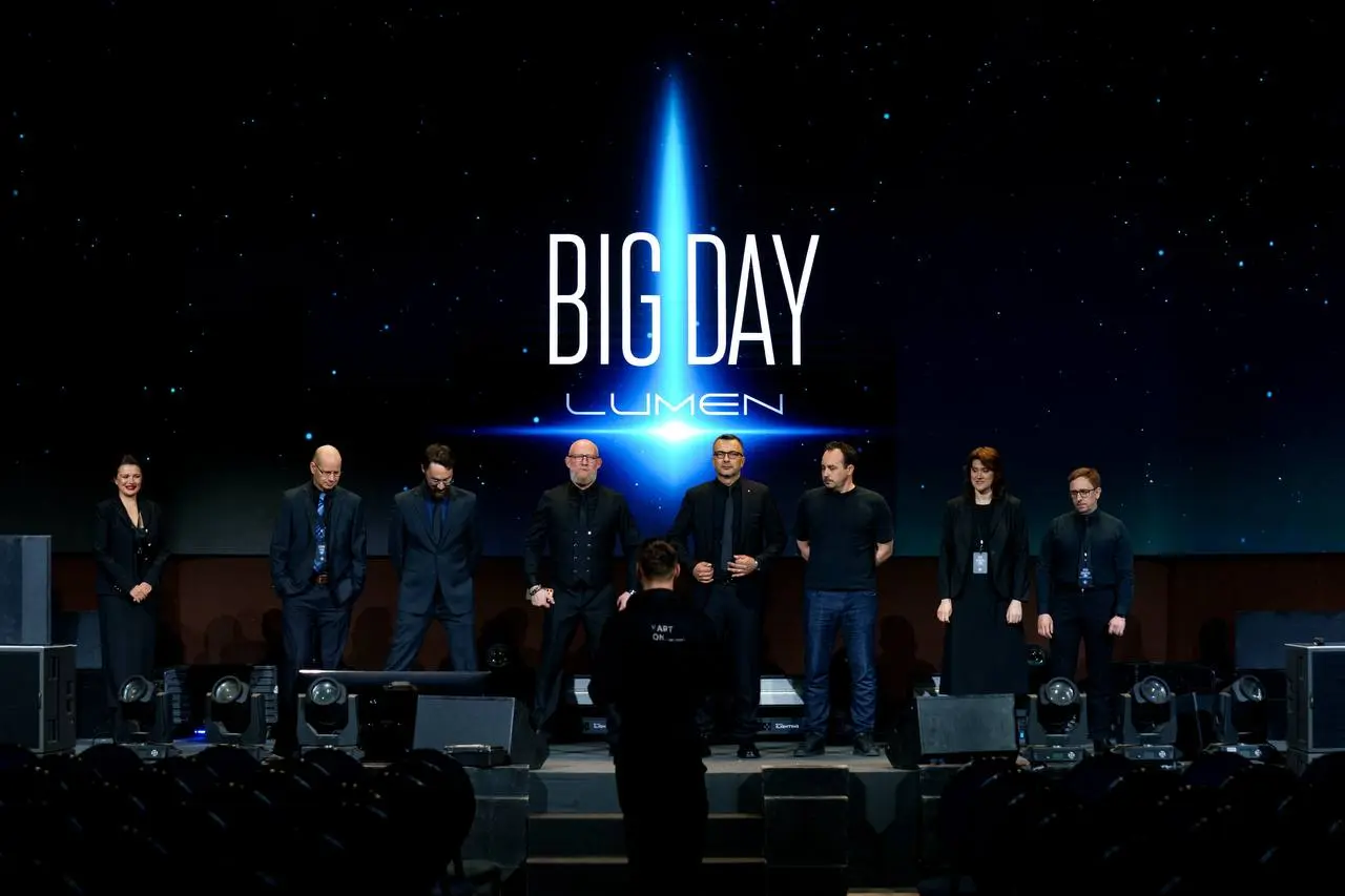 BIG DAY LUMEN / серия 6️⃣ часть 2 Москва: Пространство и команда
Москва стала флагманским мероприятием BIG DAY LUMEN, которое с масштабом прошло в пространстве Connect. Больше 600 гостей | Сетка — социальная сеть от hh.ru