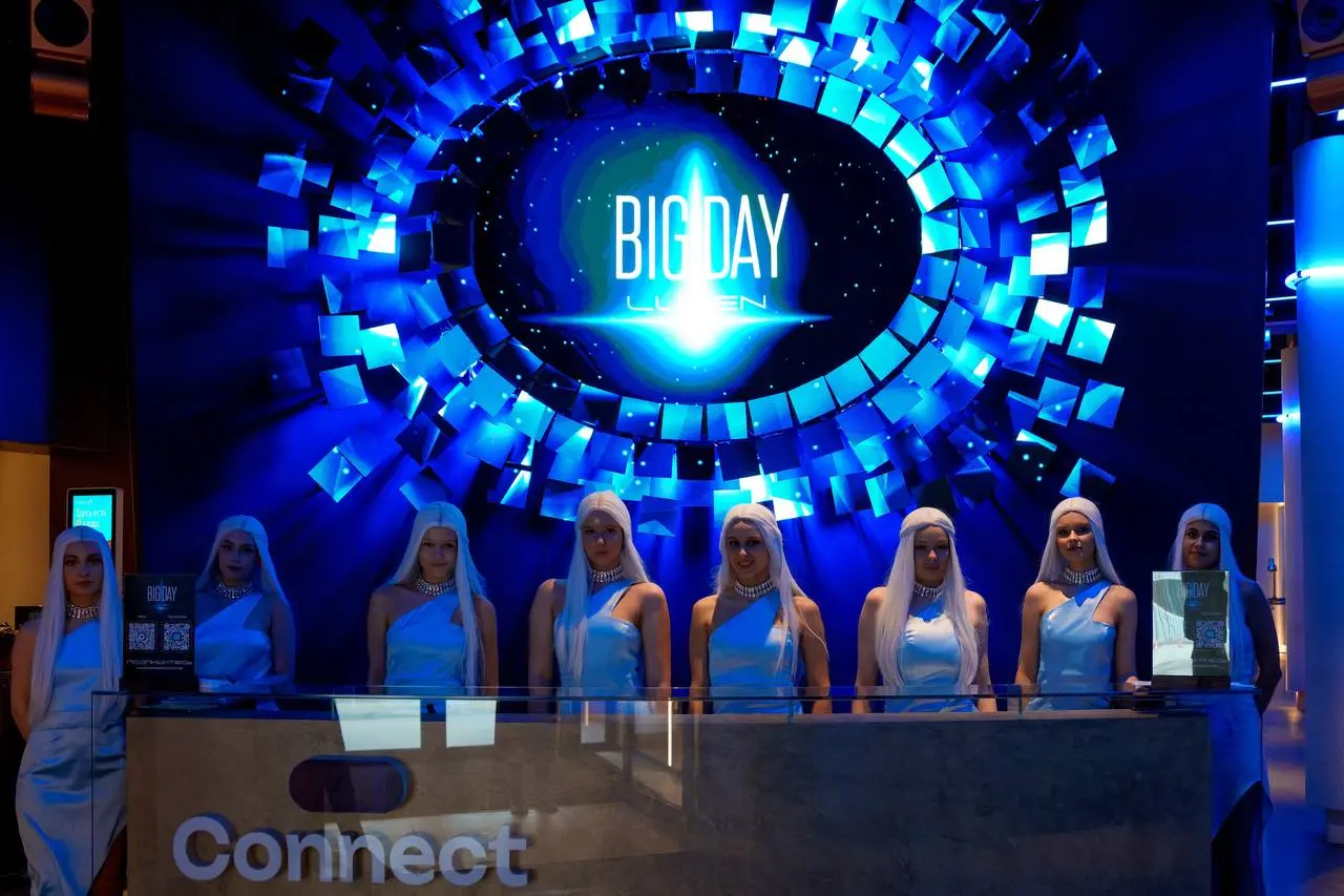 BIG DAY LUMEN / серия 6️⃣ часть 2 Москва: Пространство и команда
Москва стала флагманским мероприятием BIG DAY LUMEN, которое с масштабом прошло в пространстве Connect. Больше 600 гостей | Сетка — социальная сеть от hh.ru