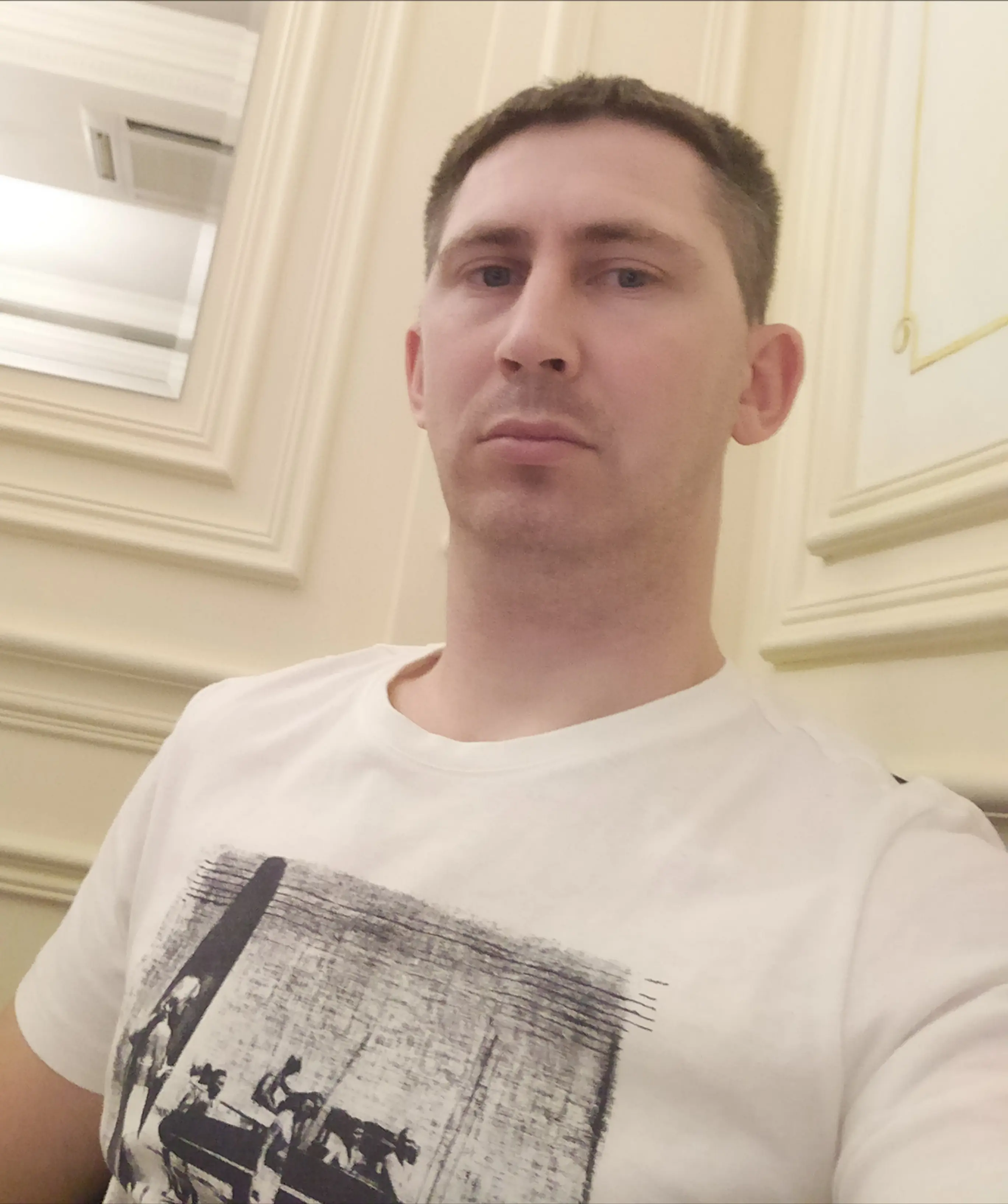 Колесников Евгений