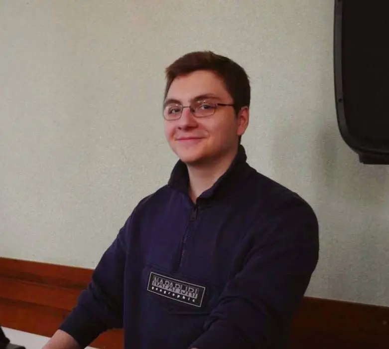 Дмитрий Гусев