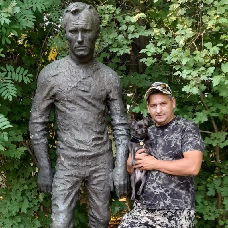 Алексей Секачев