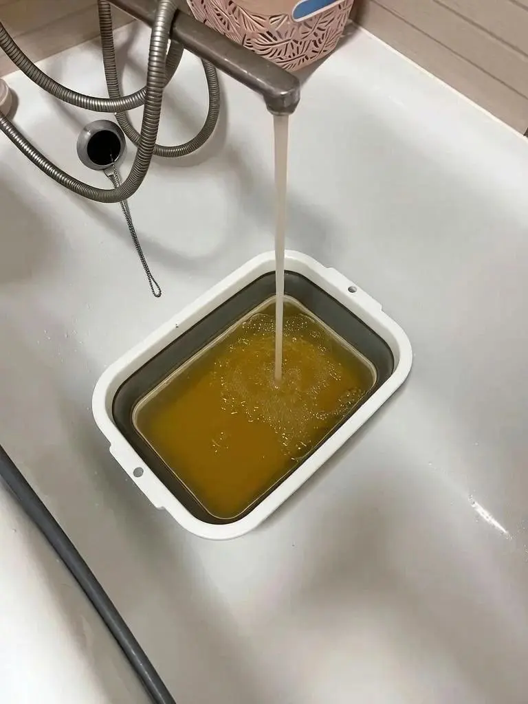 Вот такая водичка у людей по бул. Богдана Хмельницкого в Мариуполе | Сетка — социальная сеть от hh.ru