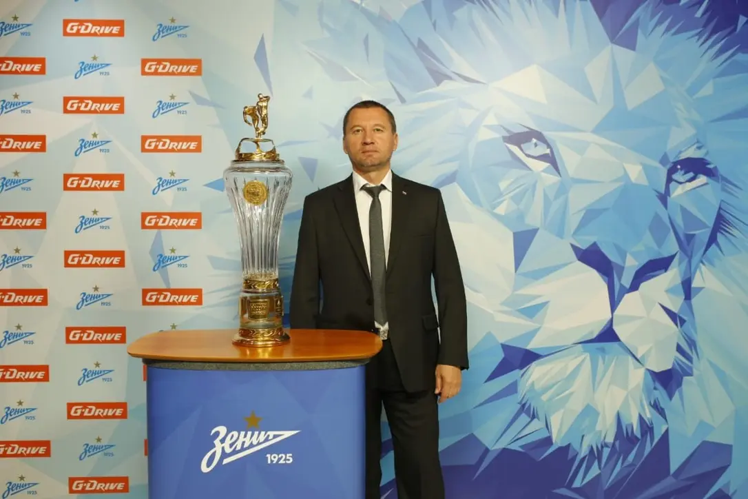 Александр Леонов