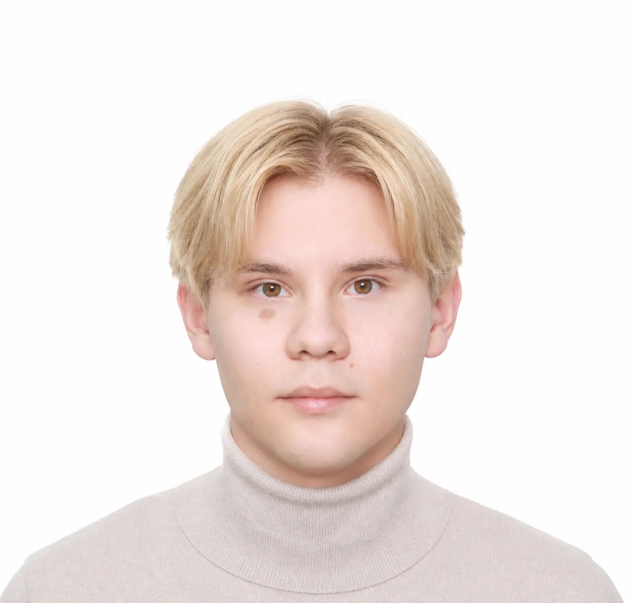 Артём Суродеев