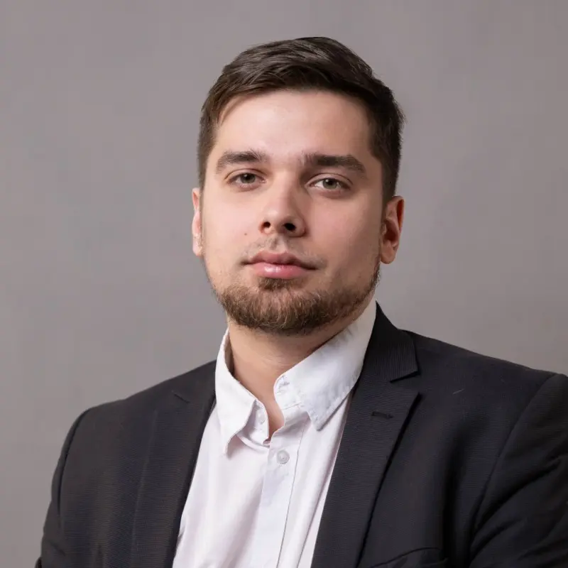 Руслан Байрамов