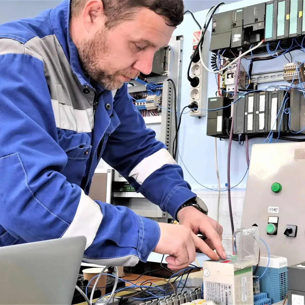 👷‍На производственных площадках ПМХ и Промсорт в течение всего года проводятся конкурсы профмастерства | Сетка — социальная сеть от hh.ru