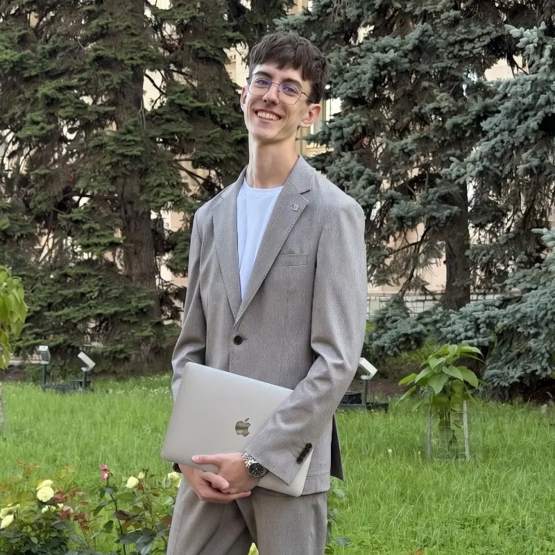 Максим Шепелев