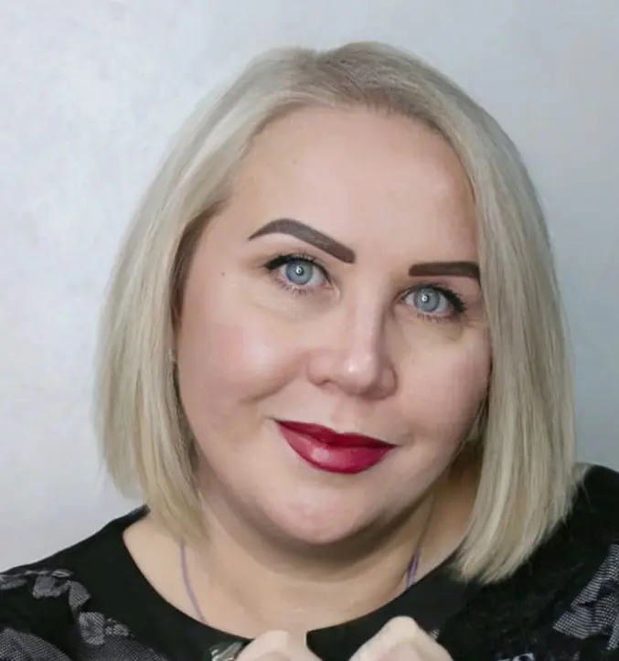 Лариса Тур