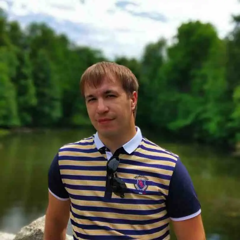 Иван Сотников