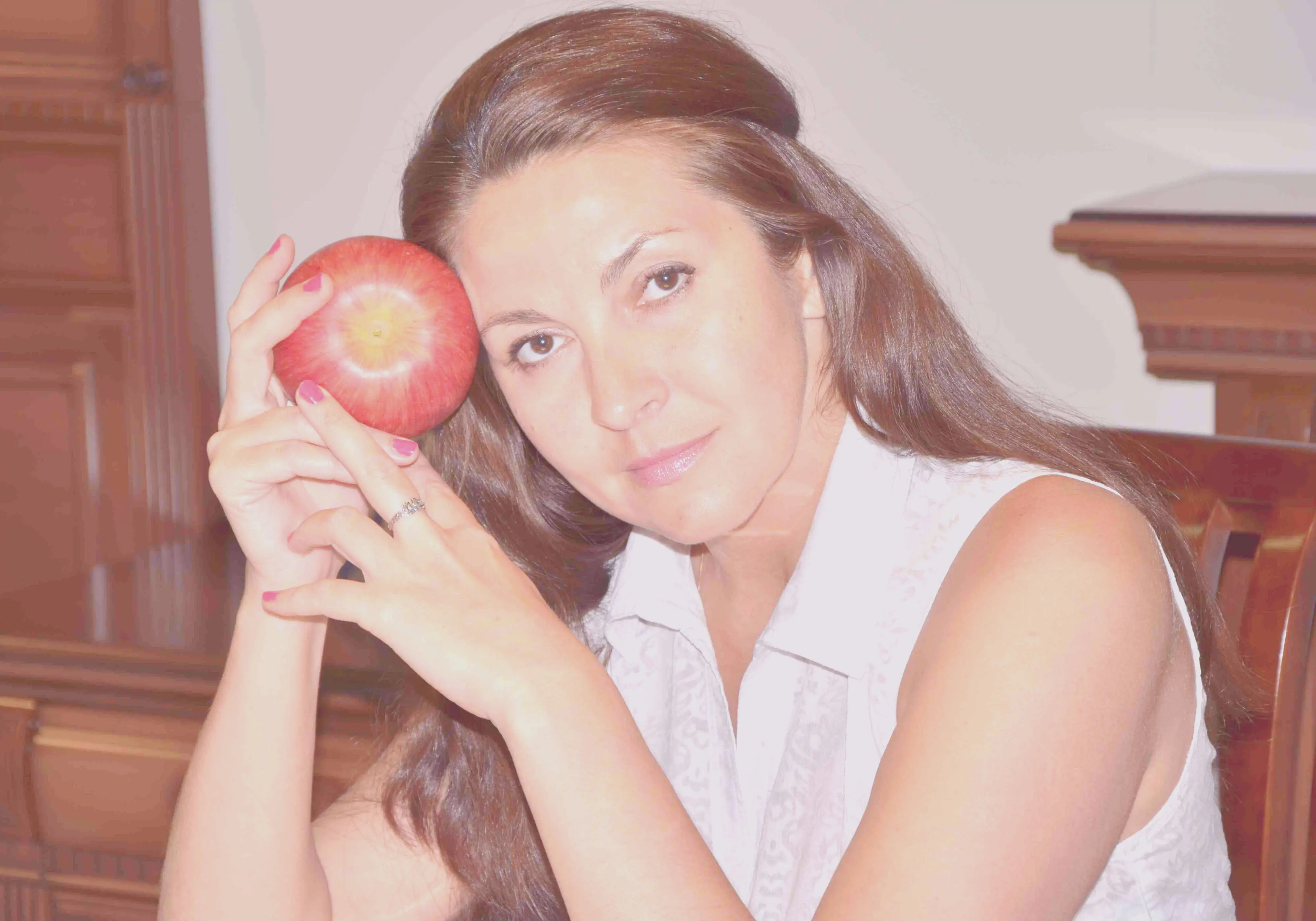 Елена Тихомирова