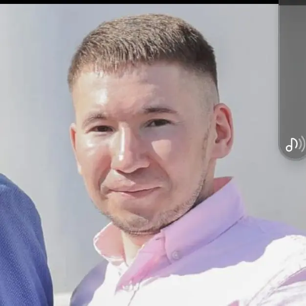 Юнир Латыпов