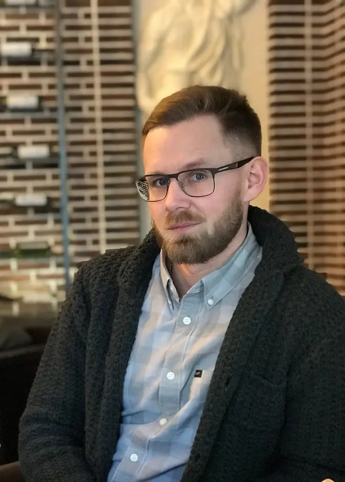 Дмитрий Тарнакин