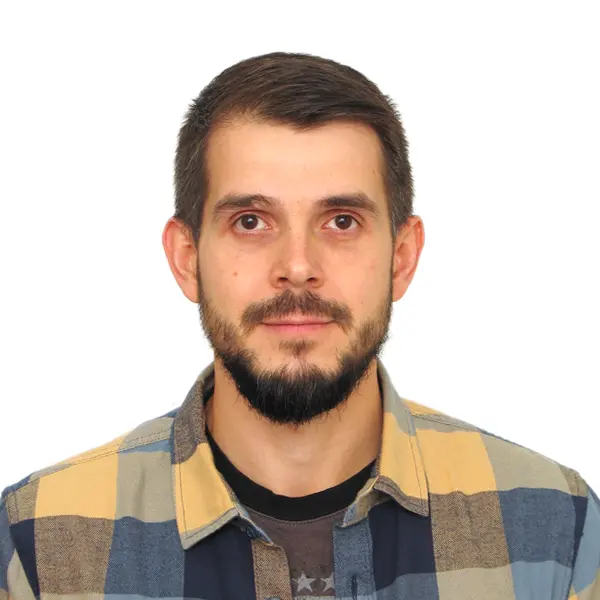 Михаил Акулов