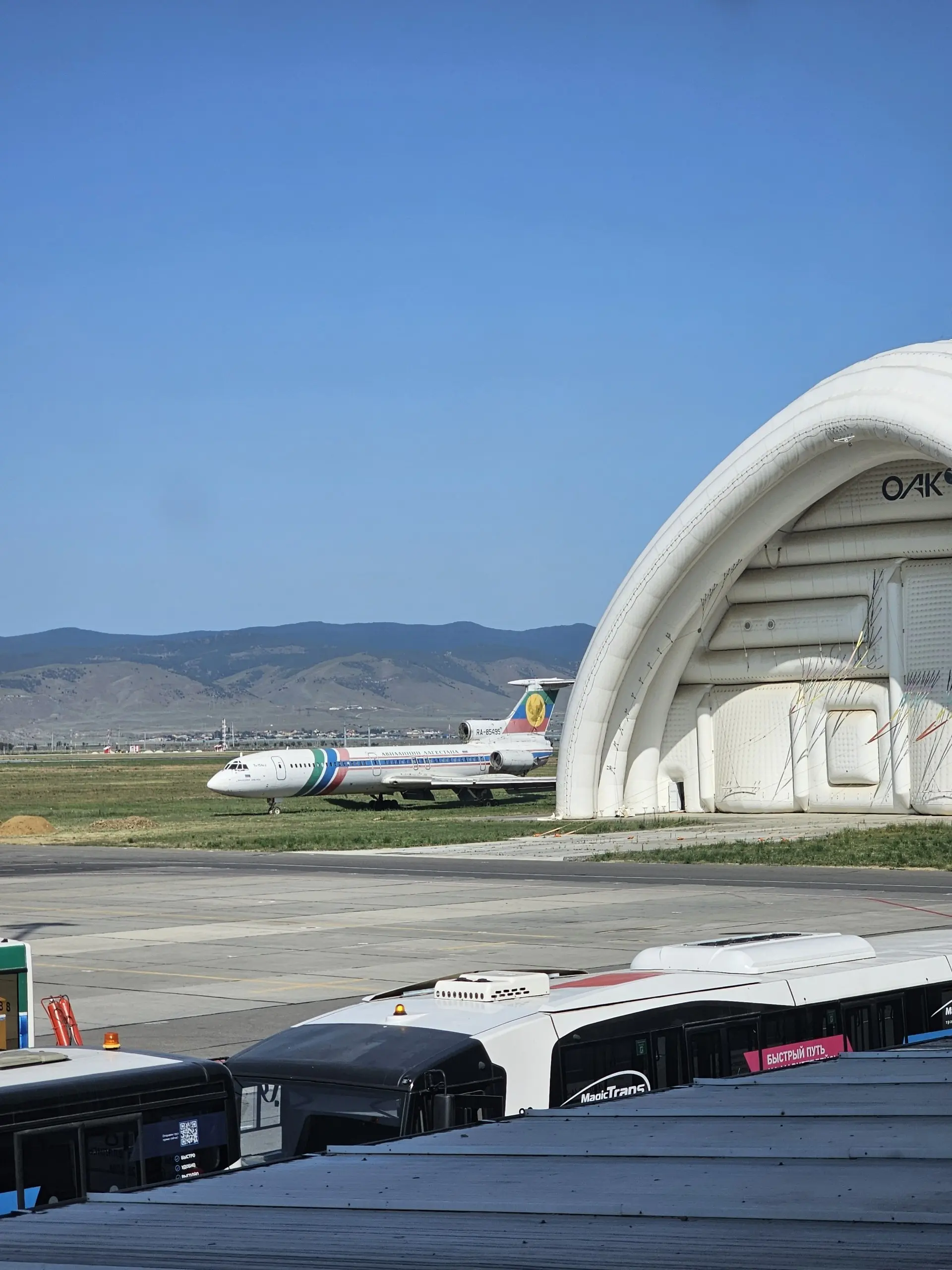 Отпуск закончился.
3 тренинга, 1 вебинар, созвоны, переговоры, переписки, 1 прочитанная книга и 1 прочитана на 30%, 2 сезона сериала "Тьма", фильм "Проект «Конец света»", курс массажа | Сетка — социальная сеть от hh.ru