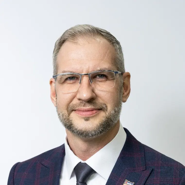 Евгений Иванов