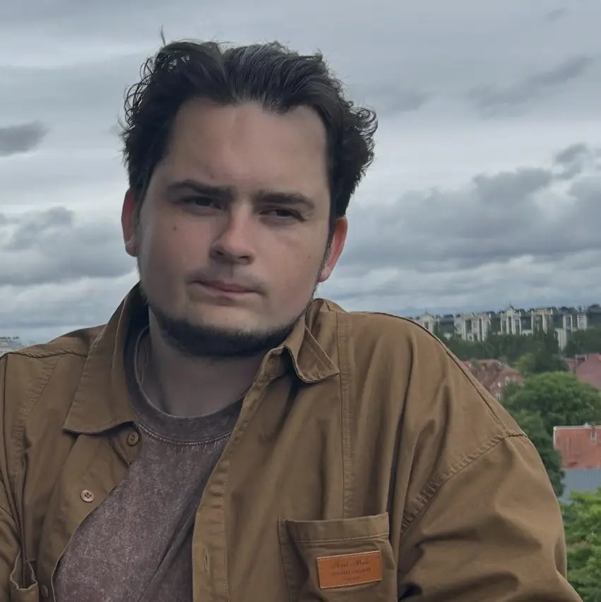 Александр Ломакин