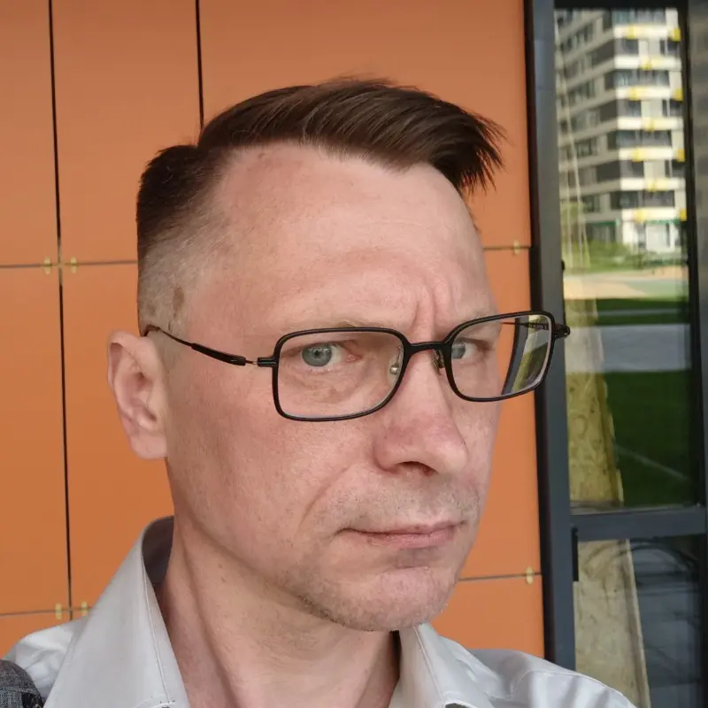 Денис Ниценко