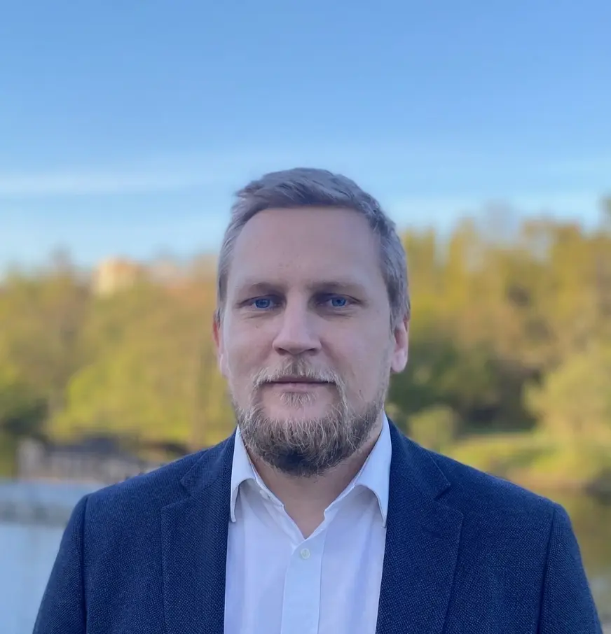 Владислав Дёмин