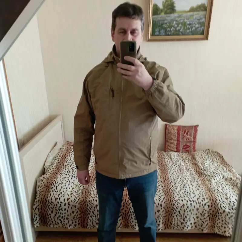 Дмитрий Мельников