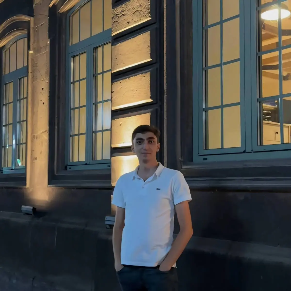 Тарон Петросян