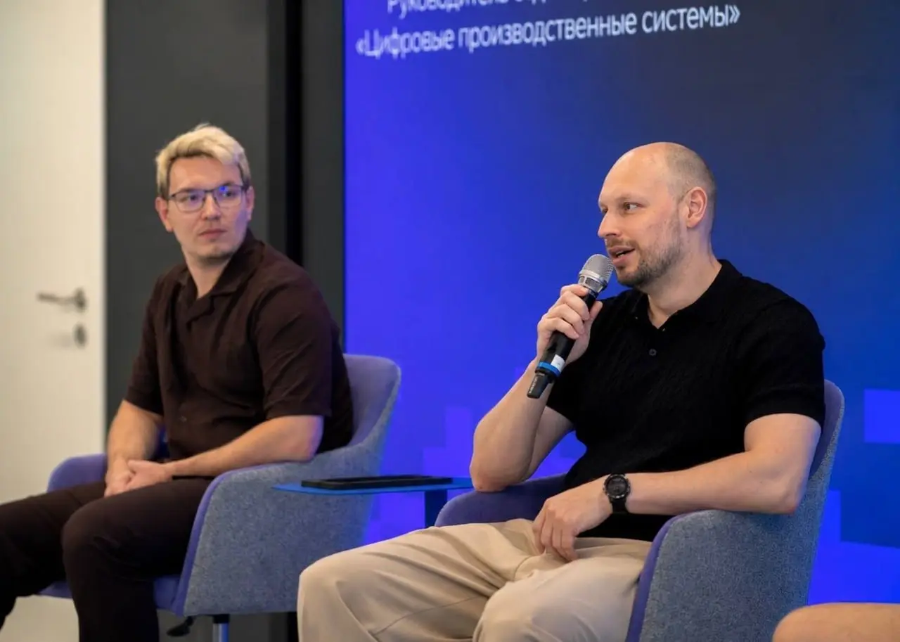 💭 Без галстуков: откровенный разговор про ИТ.
Вчера «Школа 21» (бесплатная школа цифровых технологий) собрала панельную дискуссию «Закулисье ИТ» | Сетка — социальная сеть от hh.ru