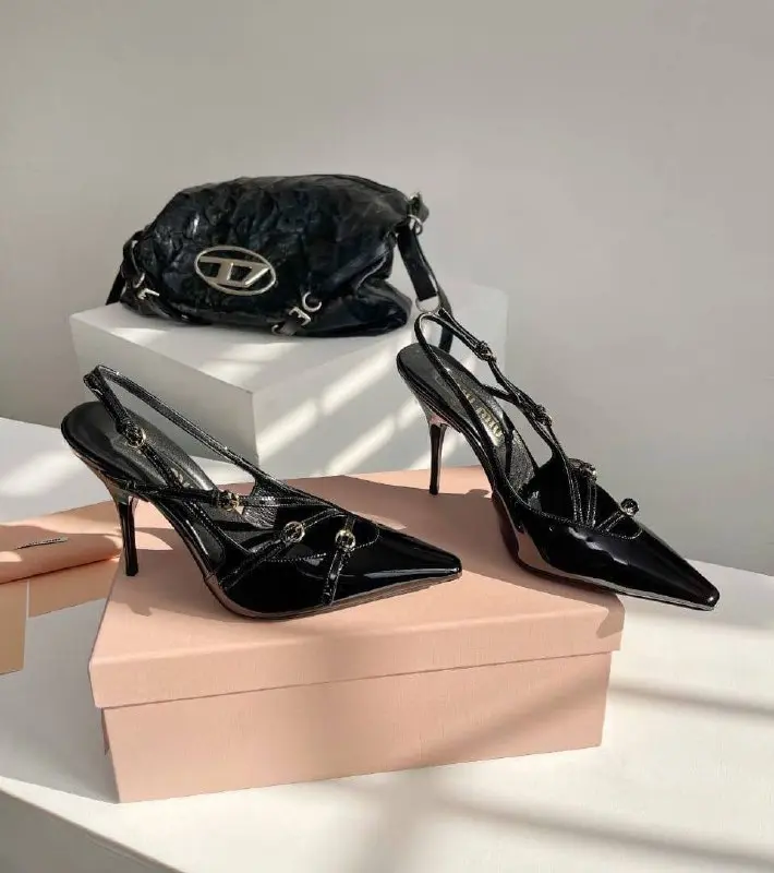 ▪️SALE !!!
▪️В наличии 36-41 размеры
▪️Цена 7.500₽
▪️Доставка-примерка по Москве
▪️ @byMarybelle
▪️Отправка в регионы ✈️ в этот же день | Сетка — социальная сеть от hh.ru