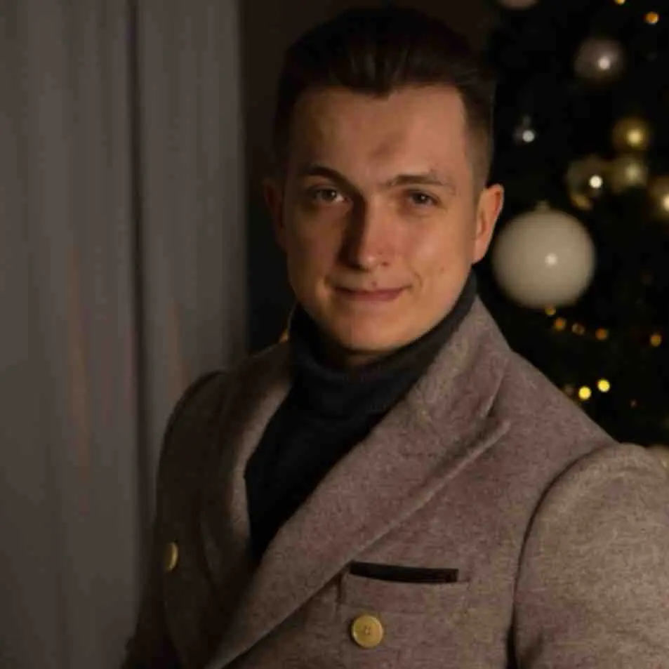 Александр Бурлаков