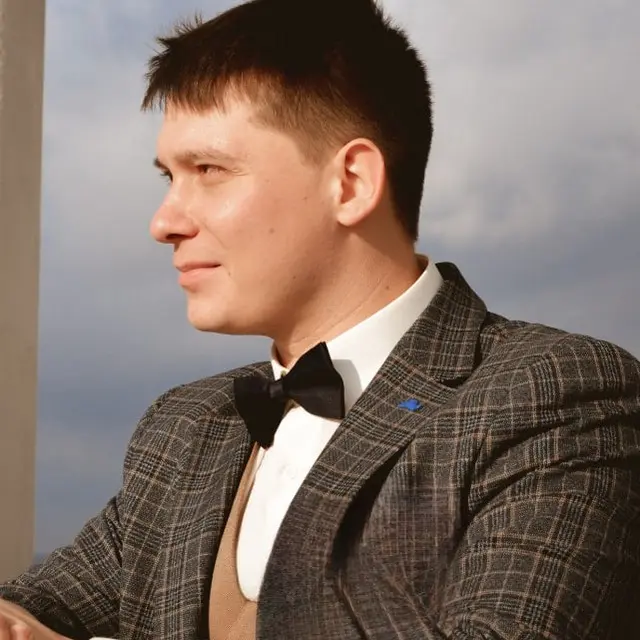 Владимир Кулаков