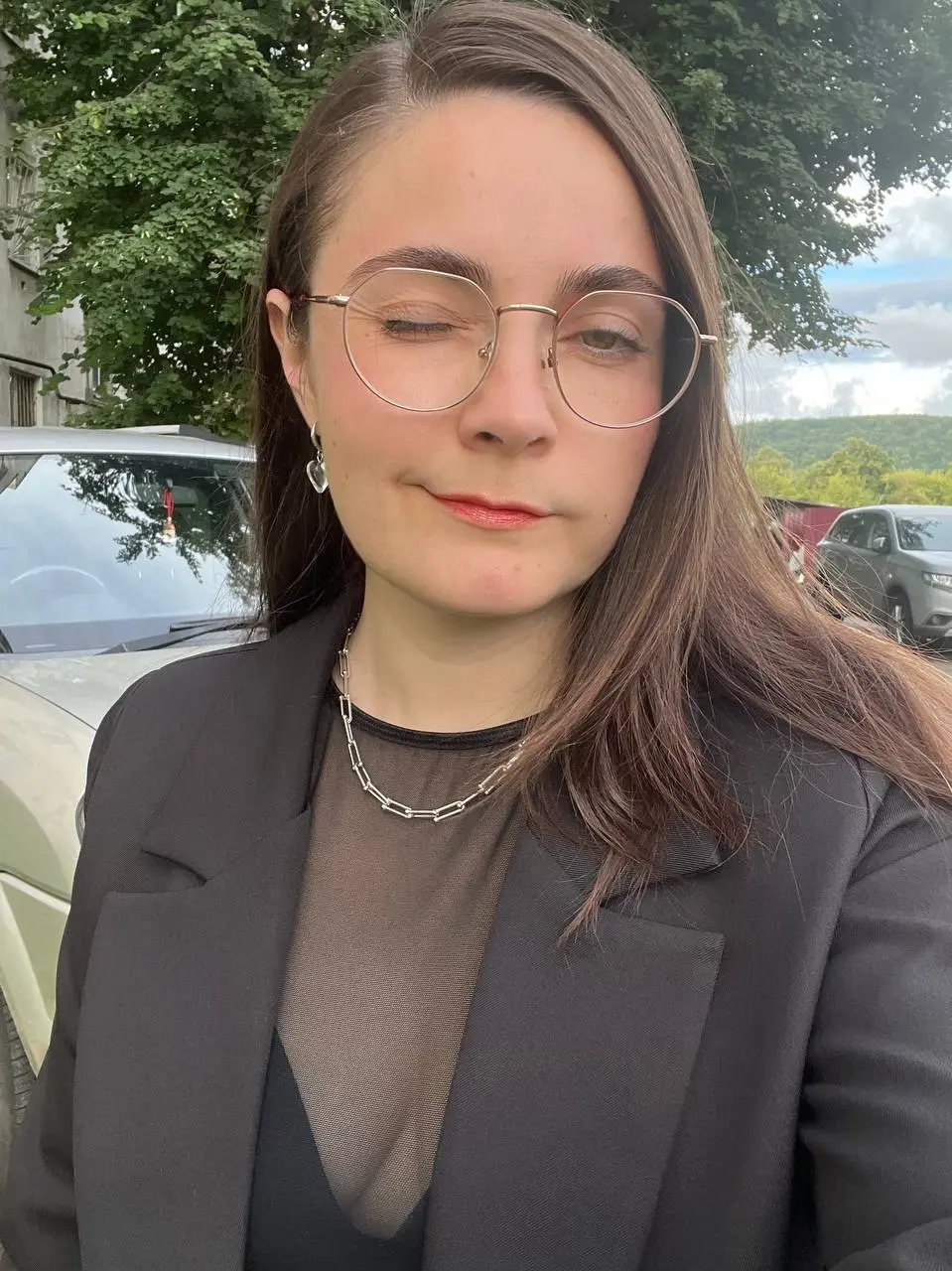#ясегоднямолодец 40/108
✅сделала одно из самых ненавистных дел, почистила ремешок от часов 🫠
✅помыла и вычесала собачку
✅встретилась с девочкой, которую не видела лично много лет ❤️
✅провела прекрасны... | Сетка — социальная сеть от hh.ru