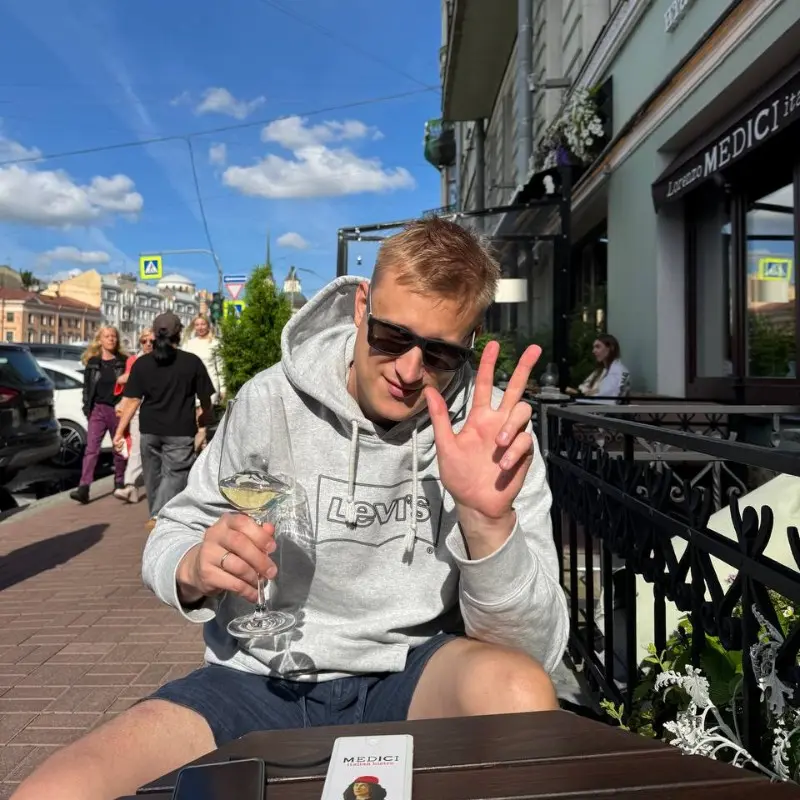 Петр Соколов