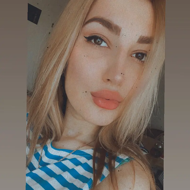 Дарья Хлыстова