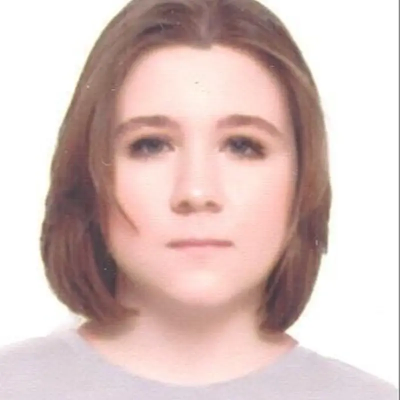 Мия Фролова