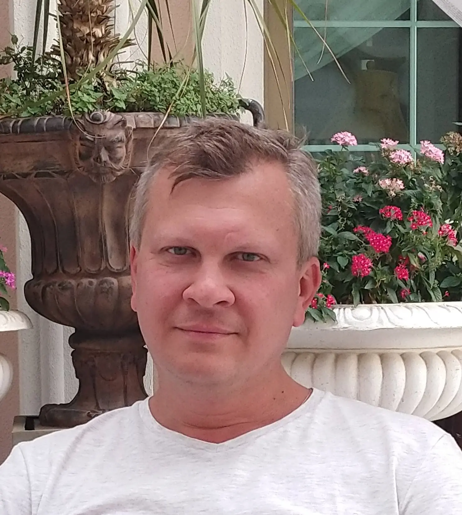 Олег Платов
