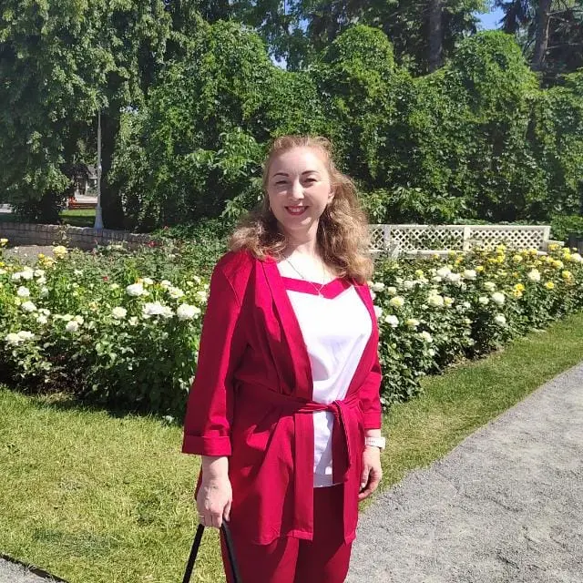 Лариса Погунова