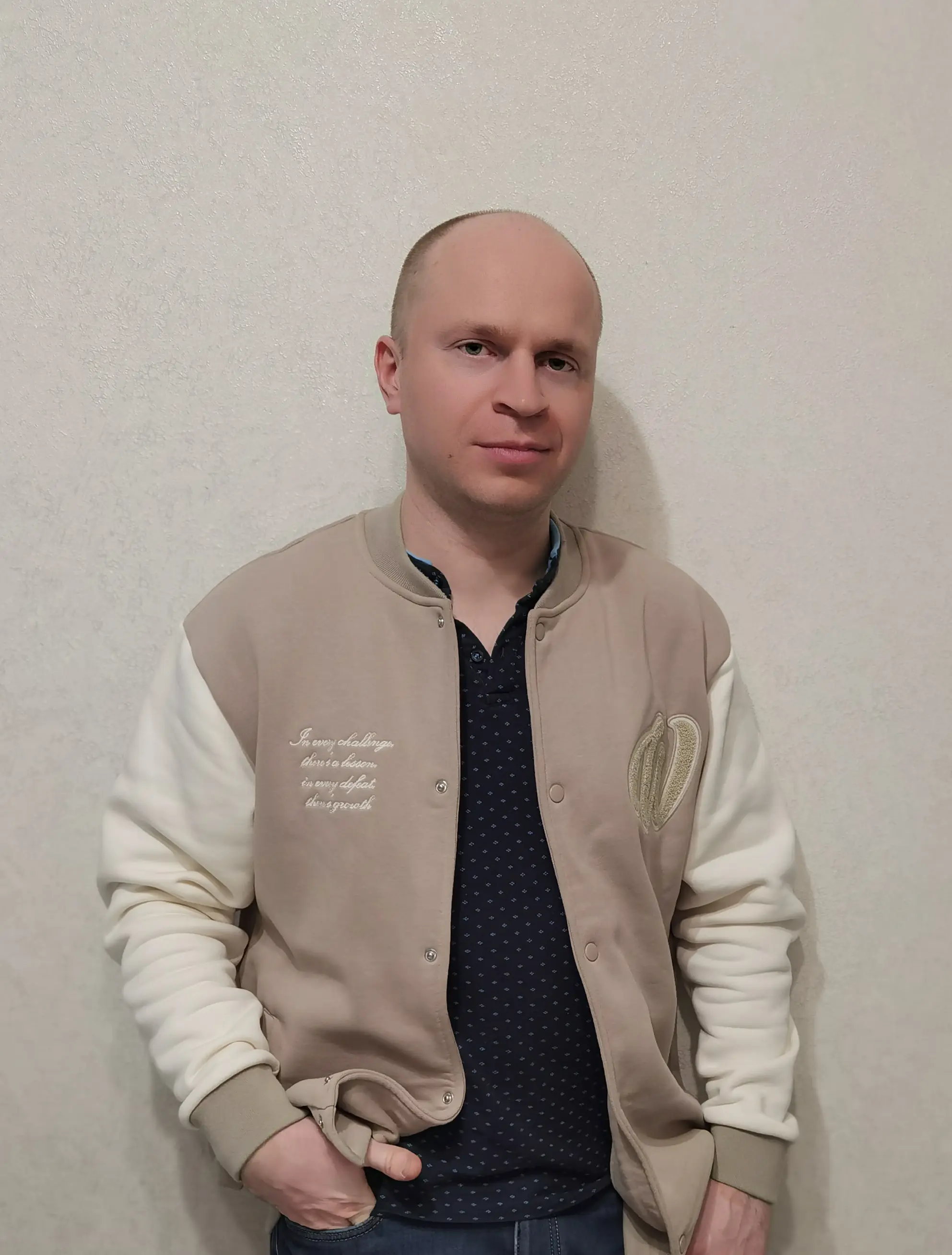 Дмитpий Cимaкин