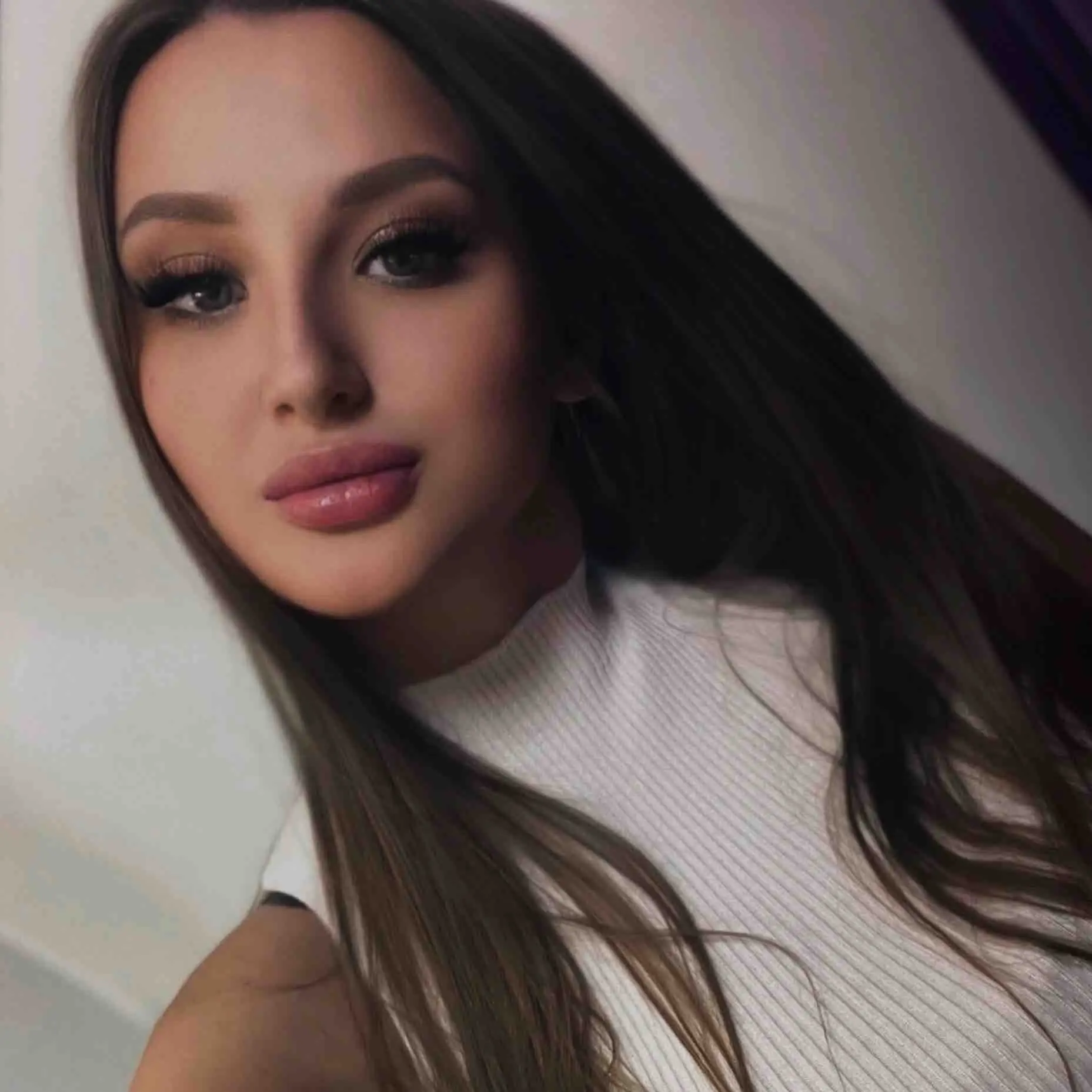 Полина Лозицкая 