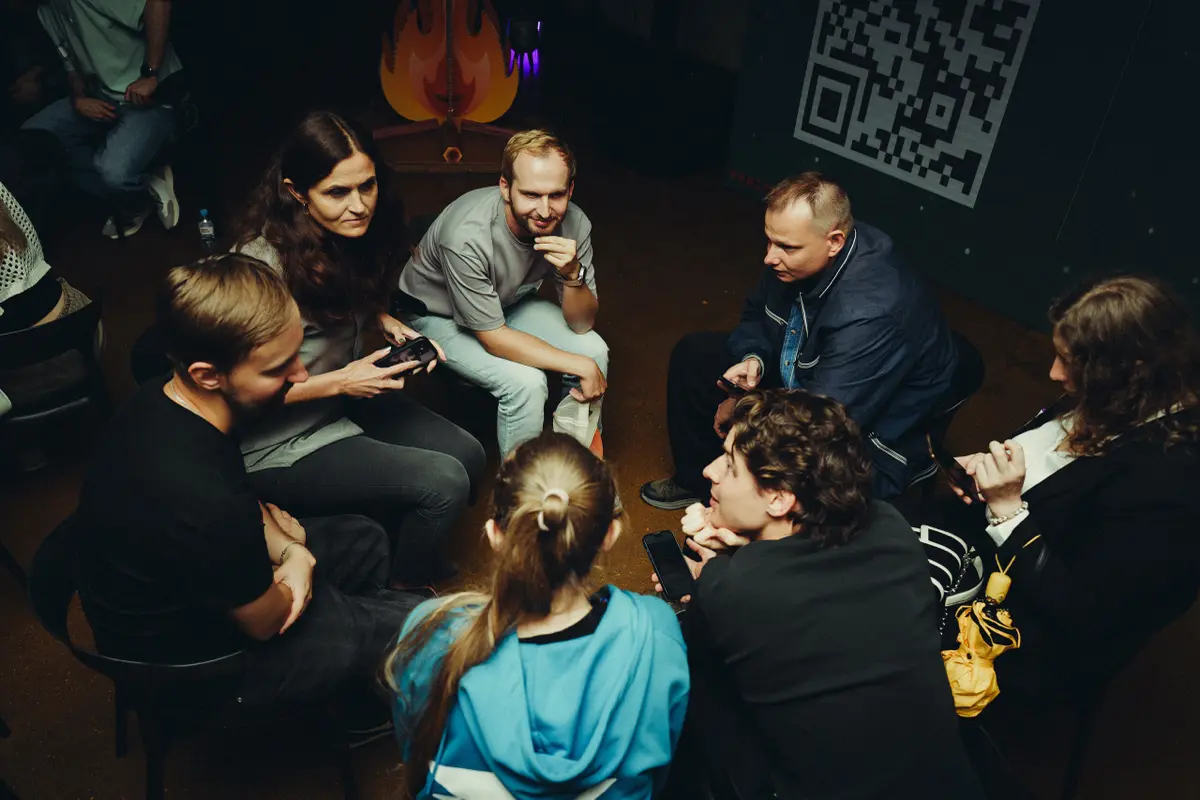MF SPRK CAMP ⚡️
Рецепт месяца: собрать с нуля ИТ-ивент для взрослых, которые двигают LLM в бигтехе, но все еще скучают по летнему лагерю | Сетка — социальная сеть от hh.ru