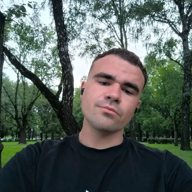Никита Слученков